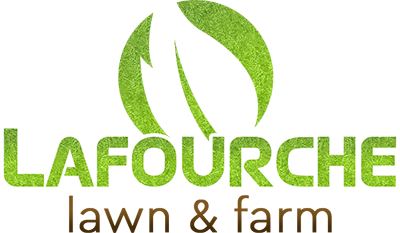 Lafourche Lawn & Farm Logo